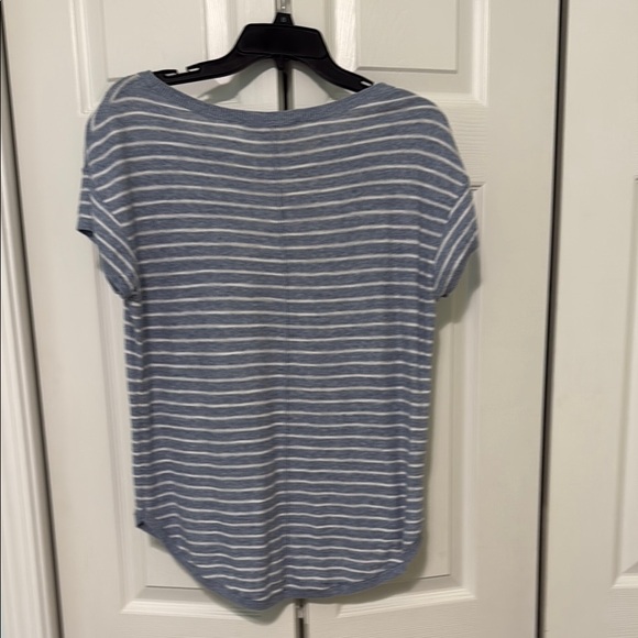 LOFT Relaxed Short Sleeve Tee - Picture 4 of 4